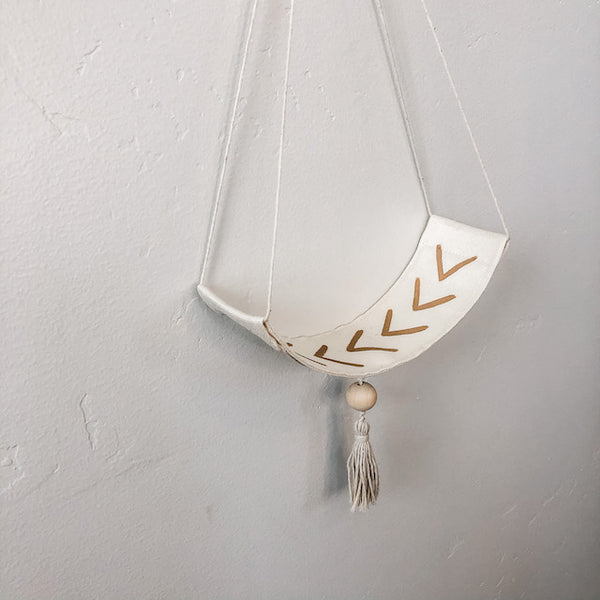 Hanging Canvas Air Plant Hammock- Tan Arrows